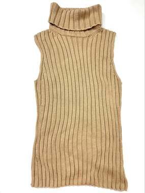 Gap Ribbed Sleeveless Turtleneck in Camel